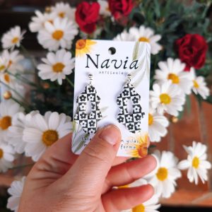 Flor cuadrada Blanco y negro ruido